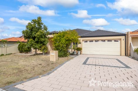 Property photo of 17 Castlemore Mews Ballajura WA 6066