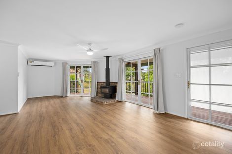 Property photo of 25 Falvey Crescent Goodna QLD 4300