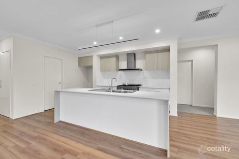 Property photo of 80 Heather Grove Clyde North VIC 3978