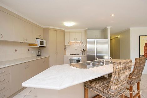11 Bridgeman Pl, New Auckland, QLD 4680