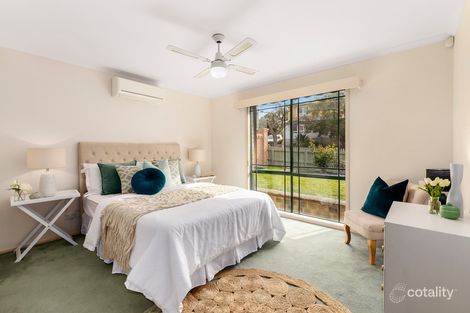 Property photo of 40 Frensham Road Watsonia VIC 3087