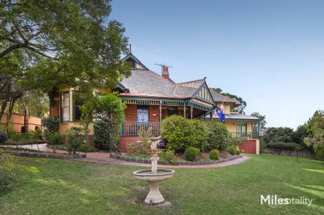 Property photo of 1 Sherwood Road Ivanhoe VIC 3079