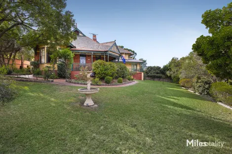 Property photo of 1 Sherwood Road Ivanhoe VIC 3079