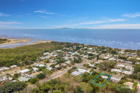 Property photo of 5 Lagoon Crescent Saunders Beach QLD 4818