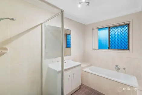 Property photo of 87 Ham Road Mansfield QLD 4122