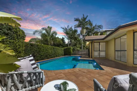 23 Valencia Ct, Eatons Hill, QLD 4037