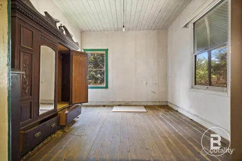 Property photo of 277 Navigators Road Navigators VIC 3352