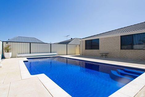 Property photo of 14 Narranbee Ridge Tapping WA 6065