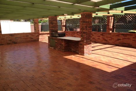 Property photo of 17 Mezen Place St Clair NSW 2759