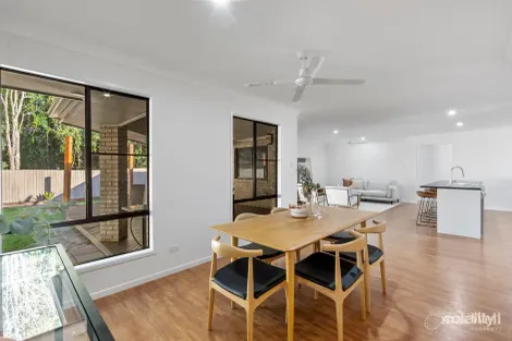 Property photo of 18 Emperor Drive Redland Bay QLD 4165