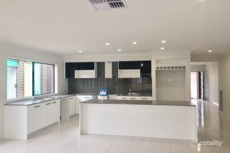 Property photo of 7 Haven Way Rockbank VIC 3335