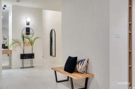 Property photo of 22 Xenolith Drive Craigieburn VIC 3064