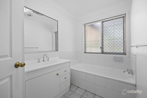 Property photo of 25 Falvey Crescent Goodna QLD 4300