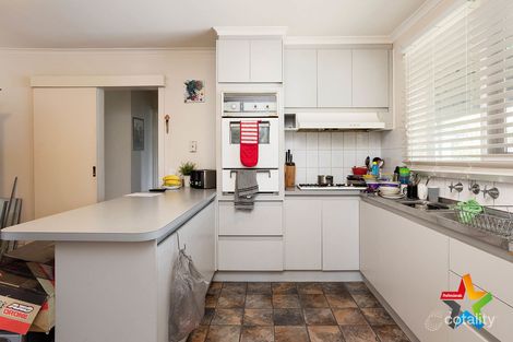 Property photo of 2 Orna Street Ferntree Gully VIC 3156