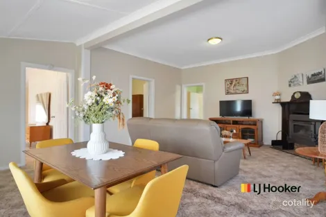 Property photo of 42 Culling Street Narromine NSW 2821