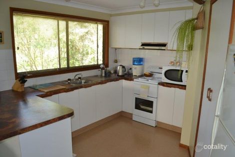 Property photo of 9 Murumba Close Ocean Shores NSW 2483