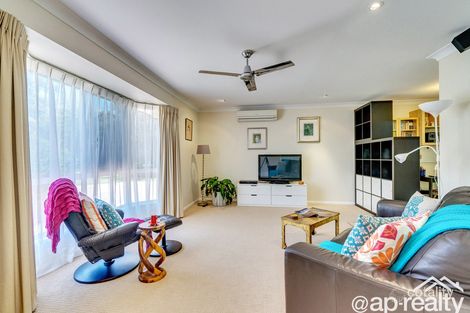 Property photo of 35 Tenterfield Place Forest Lake QLD 4078