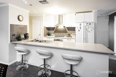Property photo of 9 Namron Court Miners Rest VIC 3352