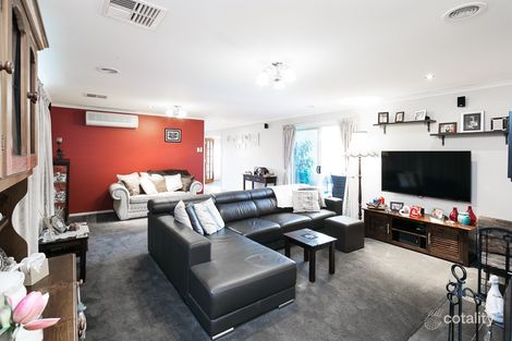 Property photo of 9 Namron Court Miners Rest VIC 3352