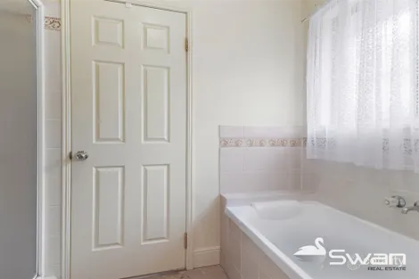 Property photo of 9 Kinross Lane Bethania QLD 4205