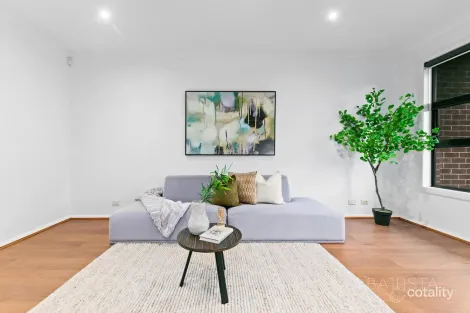 Property photo of 30 Berrima Close Craigieburn VIC 3064