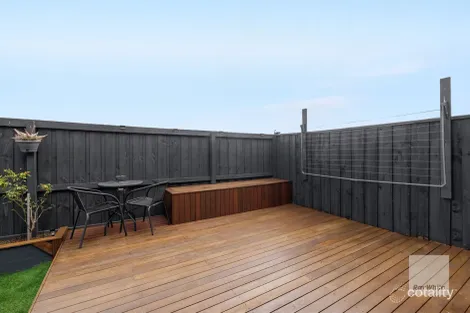 Property photo of 19 Woolspinner Crescent Wyndham Vale VIC 3024