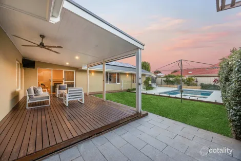 Property photo of 11 Pine Avenue Glenelg North SA 5045