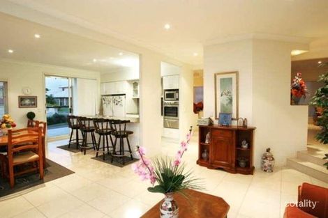 Property photo of 3 Sumner Place Carindale QLD 4152