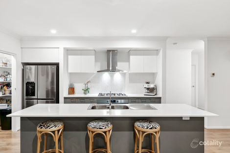 Property photo of 4 Silver Oak Way Mount Duneed VIC 3217