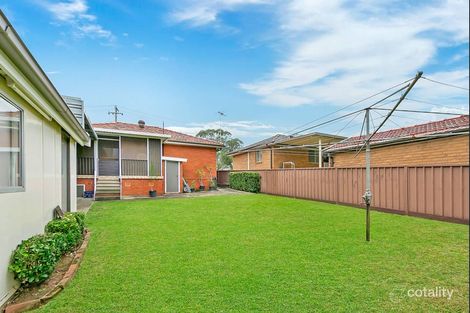 Property photo of 16 Nipigon Road Seven Hills NSW 2147