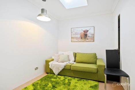 Property photo of 25 Dalgarup Way Ellenbrook WA 6069