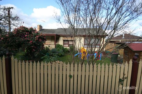 165 Bayswater Rd, Croydon South, VIC 3136