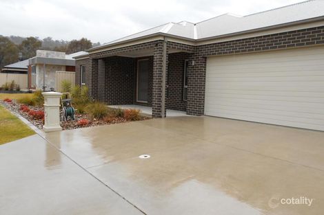Property photo of 15 McDougall Grove Wodonga VIC 3690
