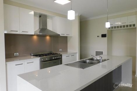 Property photo of 15 McDougall Grove Wodonga VIC 3690