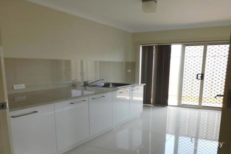 Property photo of 15 McDougall Grove Wodonga VIC 3690