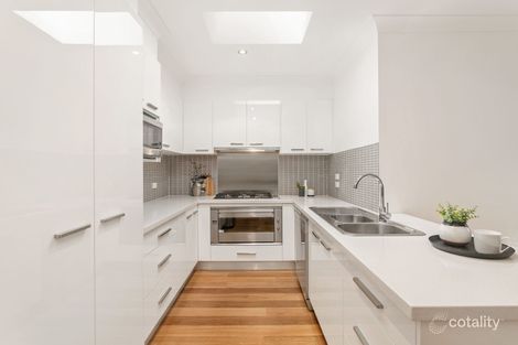 Property photo of 5/20-22 Greenacre Road Wollongong NSW 2500