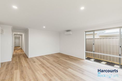 Property photo of 39 Persimmon Crescent Karnup WA 6176