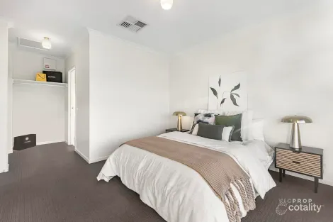 Property photo of 21 Wicker Street Werribee VIC 3030