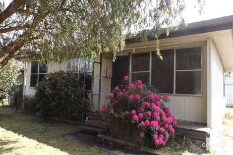 Property photo of 4 Jayarra Street Simpson VIC 3266