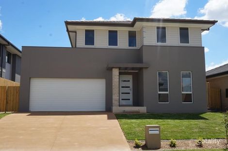 26 Mcfarlane Rd, Edmondson Park, NSW 2174