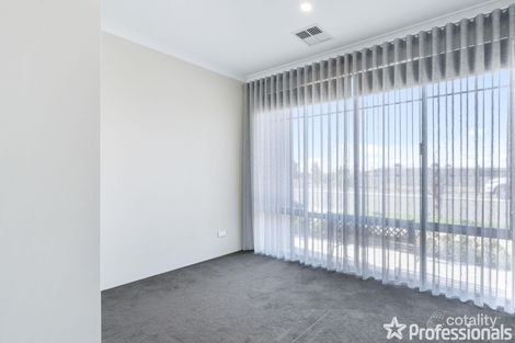 Property photo of 35 Calella Loop Piara Waters WA 6112