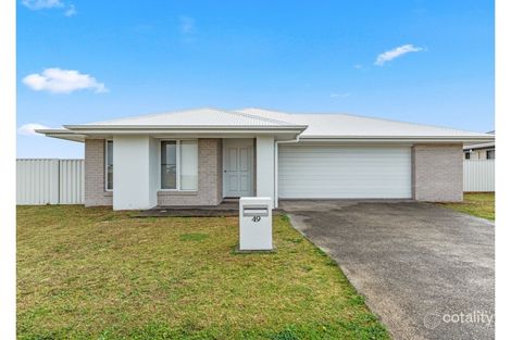 Property photo of 49 Mataranka Circuit Nikenbah QLD 4655