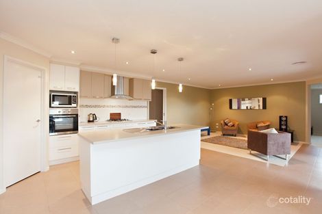 Property photo of 2 Rundell Place Alfredton VIC 3350