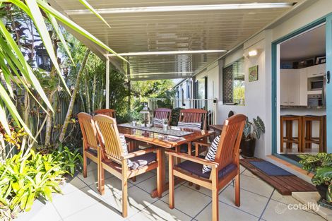 Property photo of 5/222 Central Street Labrador QLD 4215