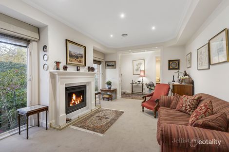 Property photo of 1/36 Allambee Avenue Camberwell VIC 3124