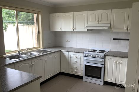 Property photo of 2/31 Harrow Road Cambridge Park NSW 2747