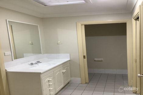 Property photo of 2/31 Harrow Road Cambridge Park NSW 2747
