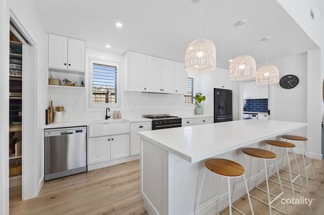 Property photo of 23 Surrey Place Inverloch VIC 3996