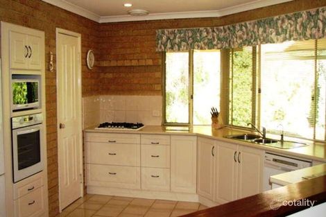 33 Old Brickworks Rd, Byford, WA 6122