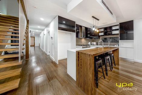 Property photo of 32A Mackie Road Bentleigh East VIC 3165